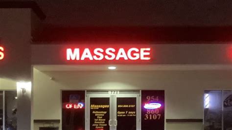 Where find parlors happy ending massage  in Cooper City  (US) 