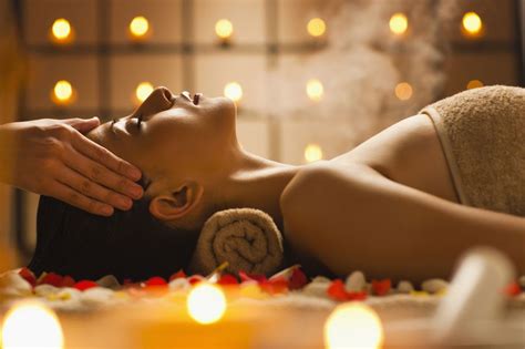 Where find parlors happy ending massage  in Douz, Qibili 