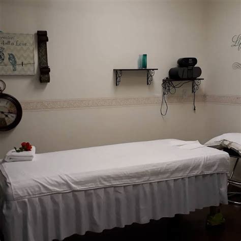 Phone numbers  of parlors happy ending massage  in Menifee  (US) 