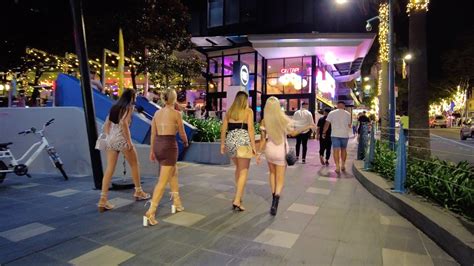 Find a prostitute Gold Coast