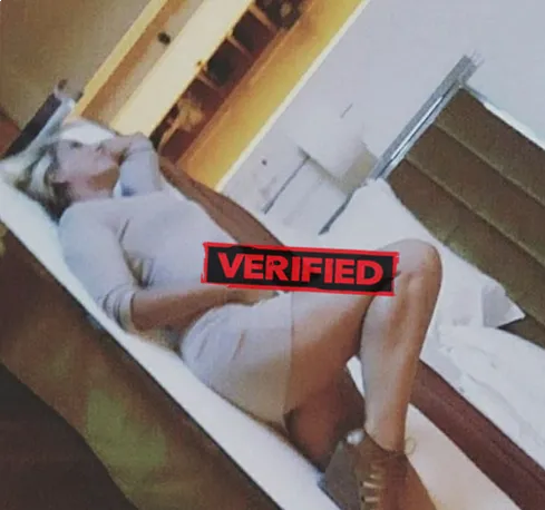 Britney ass Erotic massage Grumazesti