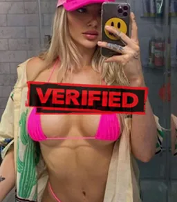 Britney strawberry Find a prostitute Akonolinga