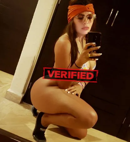 June ass Prostituta Serzedo