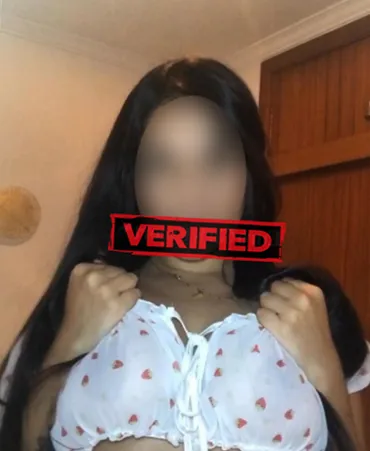 Veronica anal Prostitute Bangkalan