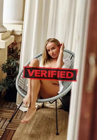 Britney cunnilingus Trouver une prostituée Sydney Mines