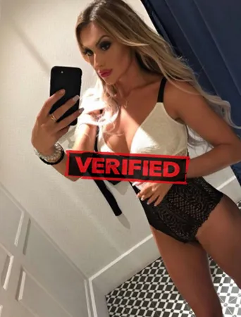 Amanda sexy Encontre uma prostituta Fiaes
